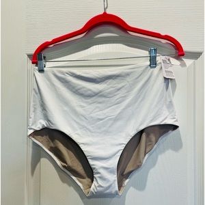 Lululemon swim bottoms